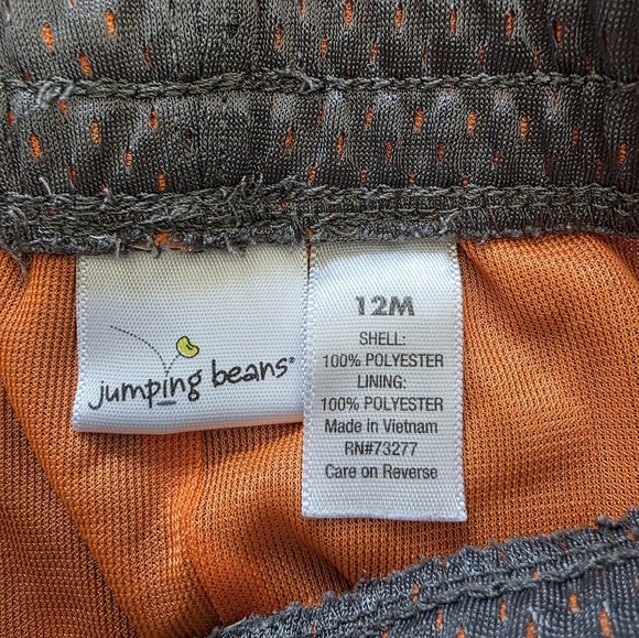 🔥5 FOR $25🔥2 Pair Bundle 12M Baby Boy Shorts Under Armour & Jumping Beans - Picture 3 of 6